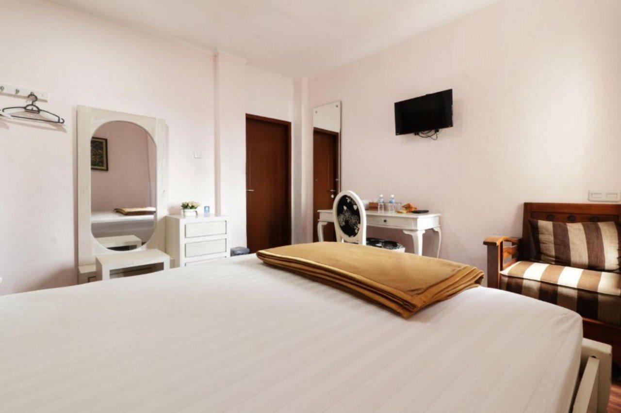 למבאנג Jayagiri Guesthouse By Belgareti מראה חיצוני תמונה