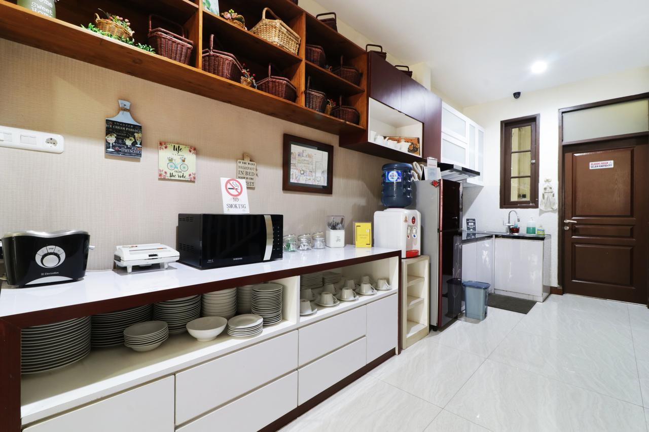למבאנג Jayagiri Guesthouse By Belgareti מראה חיצוני תמונה