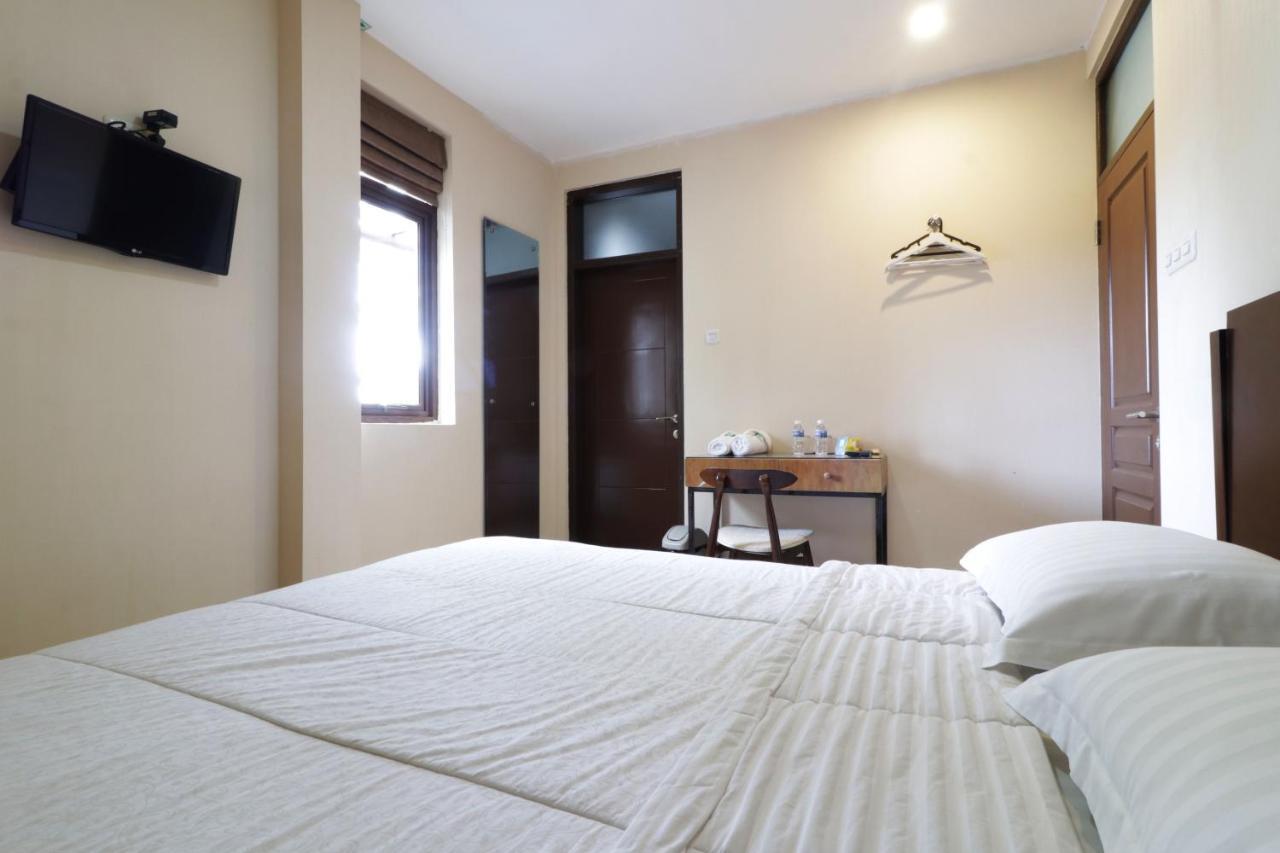 למבאנג Jayagiri Guesthouse By Belgareti מראה חיצוני תמונה