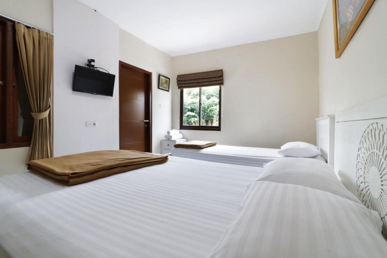 למבאנג Jayagiri Guesthouse By Belgareti מראה חיצוני תמונה